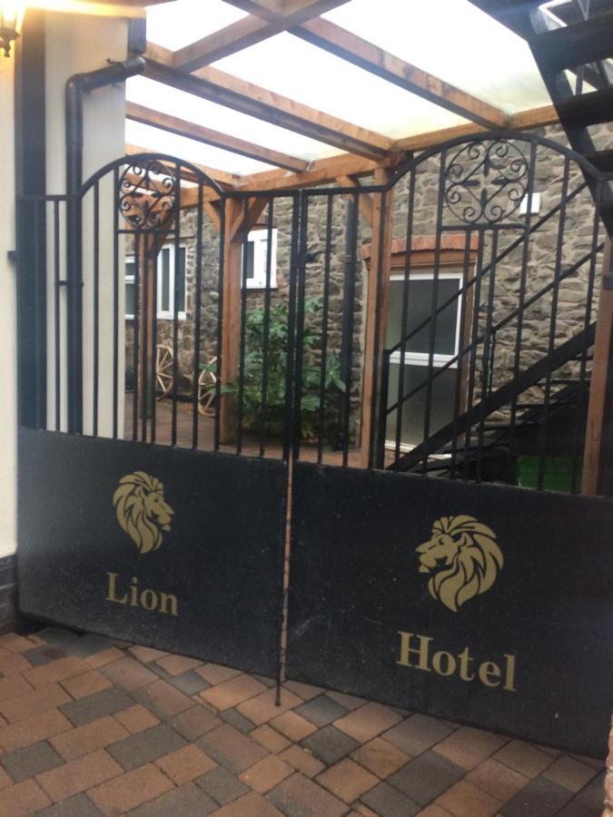 The Lion Hotel Llansantffraid-ym-Mechain Exterior photo